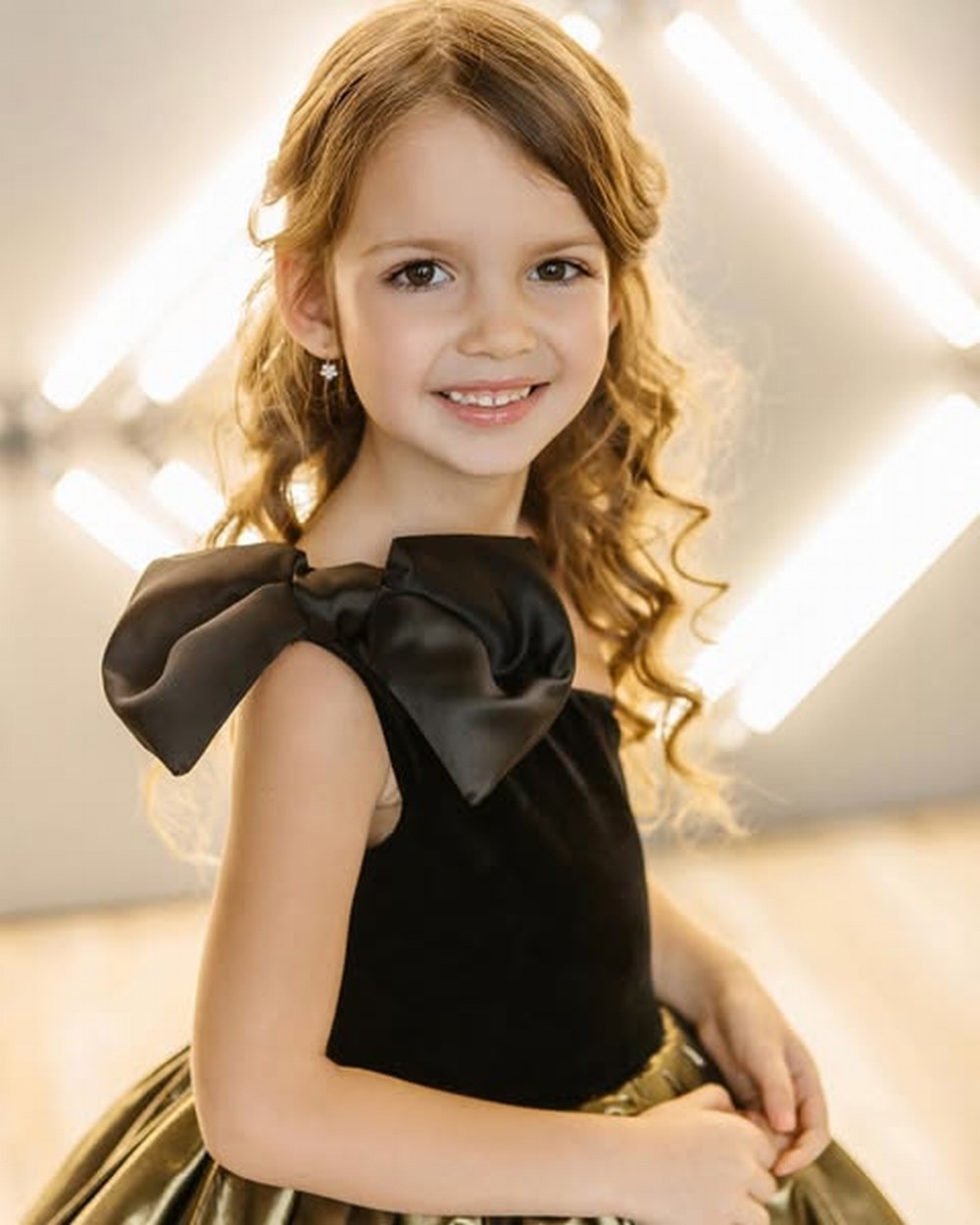 New Black And Gold Satin Flowe - Toddler Girl Tulle Party Dress 评论和价格